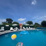 74 M2 Z Tarasem Max 6 Osob - Nr2 Κάμπινγκ *
