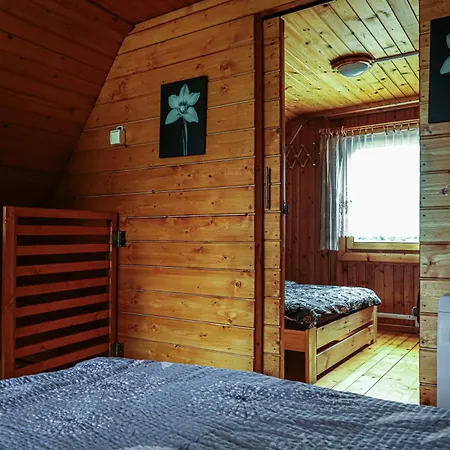 Κάμπινγκ 74 M2 Z Tarasem Max 6 Osob - Nr2 Ciezkowice